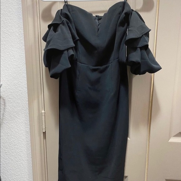Midi black dress with ruffles from Lulu’s - Picture 5 of 10
